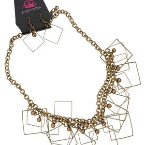 Paparazzi Chic Gold Square Necklace Set